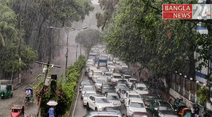 শাহবাগ-রমনার যানজটে নাকাল রাজধানীবাসী